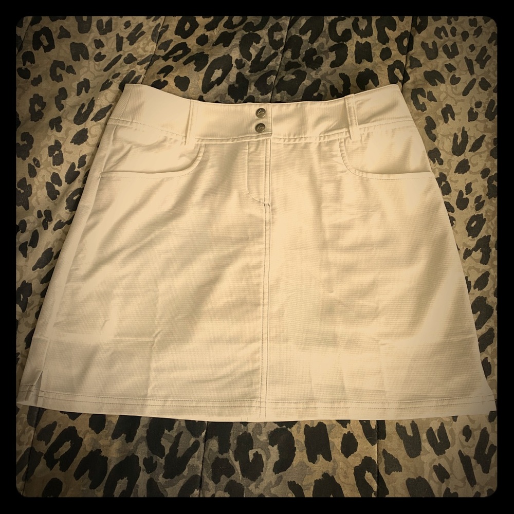 NWOT Adidas golf skirt ladies size 6